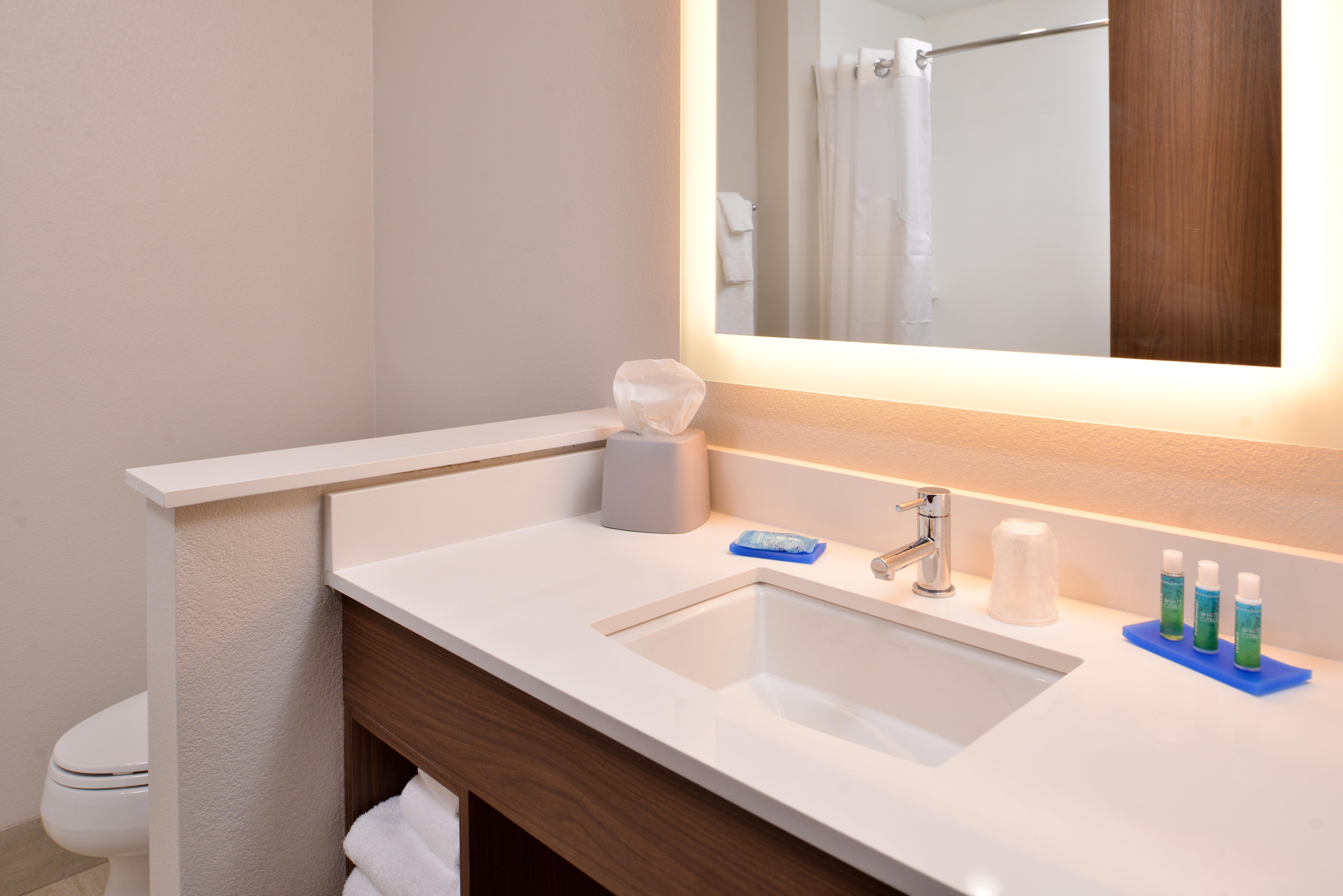 Holiday Inn Express - Early By Ihg Bagian luar foto
