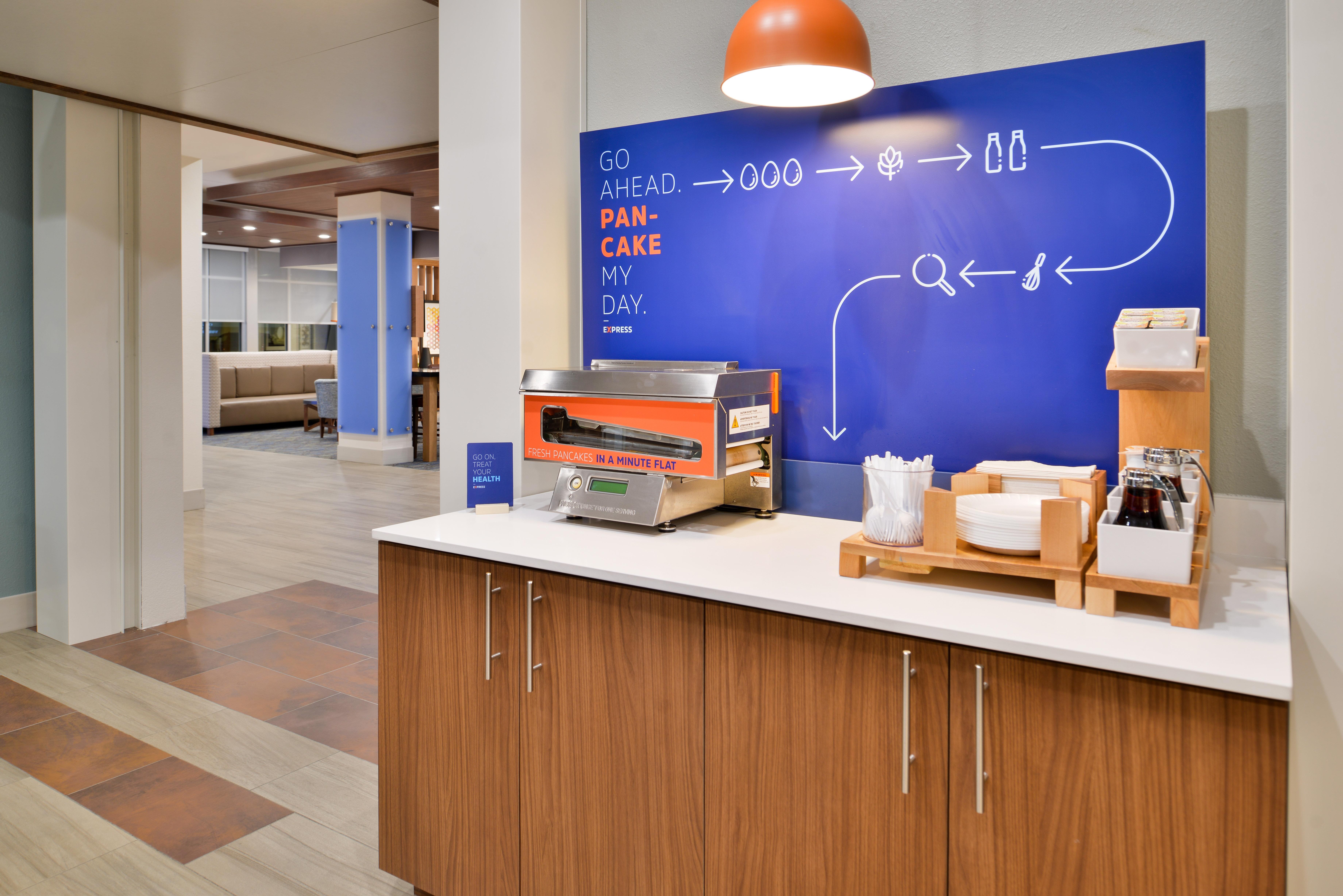 Holiday Inn Express - Early By Ihg Bagian luar foto